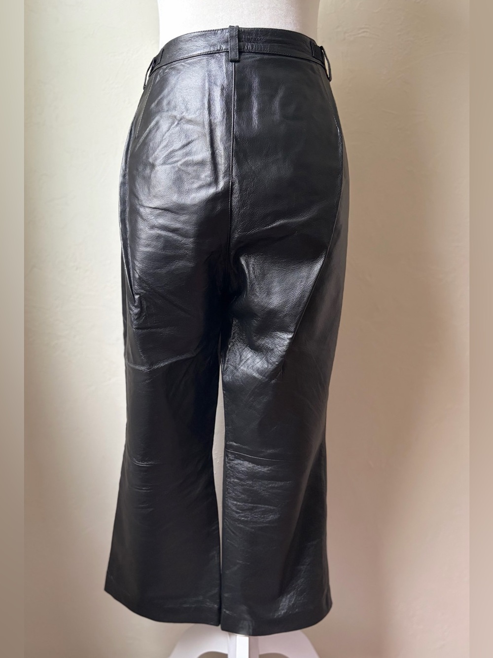 Vintage Newport News Genuine Leather High Rise Cropped Pants Black Size 8 - Picture 10 of 12